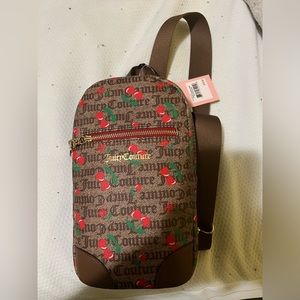 Super cute side bag!!